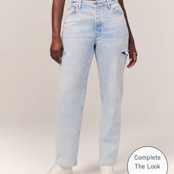 MOVING SALE. MAKE AN OFFER! Abercrombie Curve Love high rise dad jeans - Picture 3 of 4